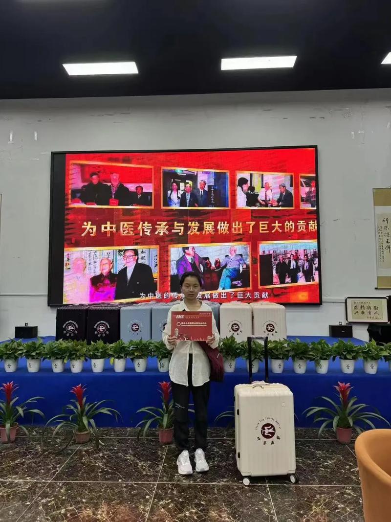 f6de72b6b0e7584ccd2b0b31c548ae46_u=4000917131,312942927&fm=253&app=138&f=JPEG_w=800&h=1067.jpg f6de72b6b0e7584ccd2b0b31c548ae46_u=4000917131,312942927&fm=253&app=138&f=JPEG_w=800&h=1067.jpg