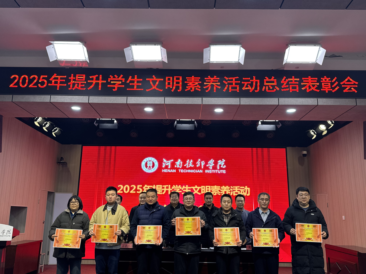 56ca02305bd565605cb896e86cde1a9b.png 56ca02305bd565605cb896e86cde1a9b.png